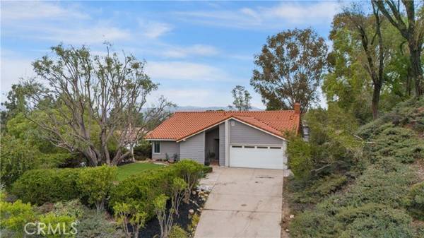 150 South Donna Court, Anaheim Hills, CA 92807