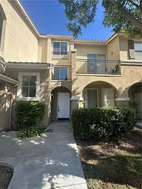 Irvine, CA 92618,3408 Aspen Grove