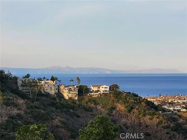 San Clemente, CA 92672,527 Via Presa