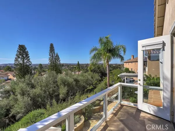 27050 South Ridge Drive,  Mission Viejo,  CA 92692