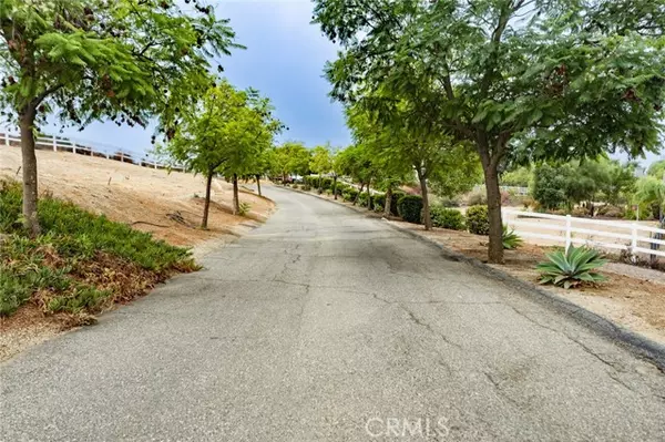 Valley Center, CA 92082,30030 Mckenna Heights Court