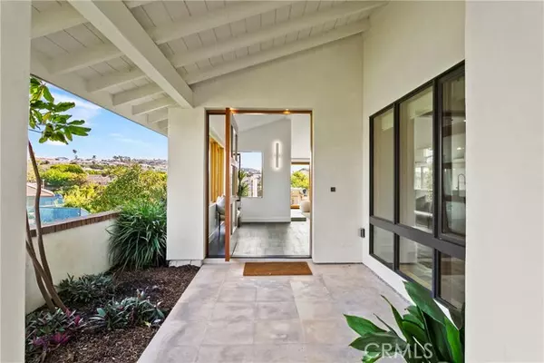 Corona Del Mar, CA 92625,11 Skysail Drive