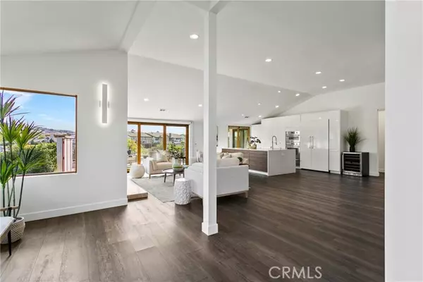 Corona Del Mar, CA 92625,11 Skysail Drive