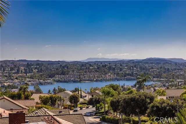 22282 Canaveras, Mission Viejo, CA 92691