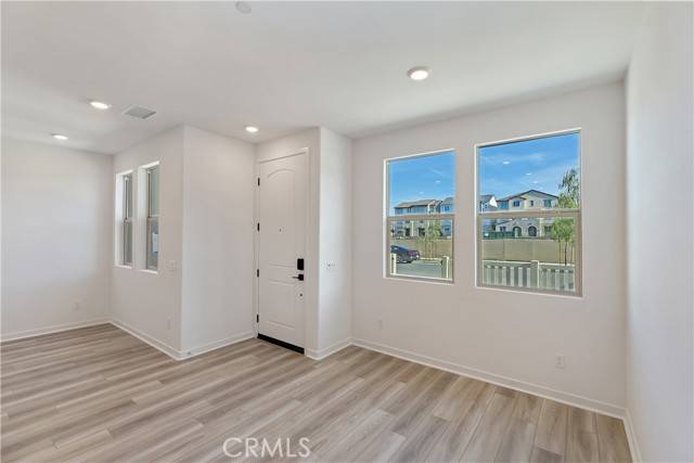 Corona, CA 92883,3975 Lavine Way