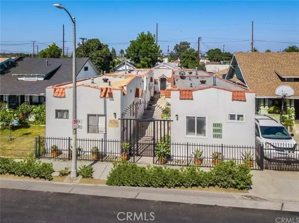 1257 West 38th, Los Angeles, CA 90037