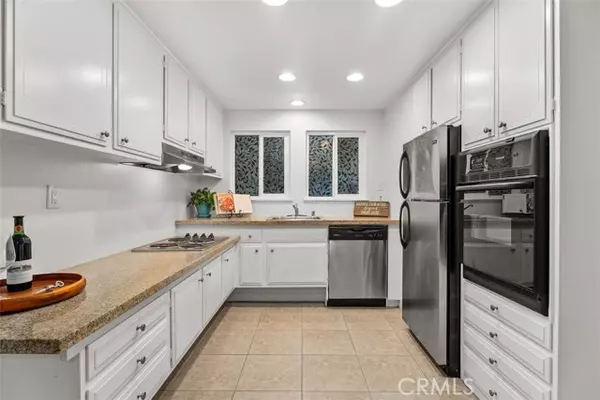 Laguna Woods, CA 92637,2271 Via Puerta