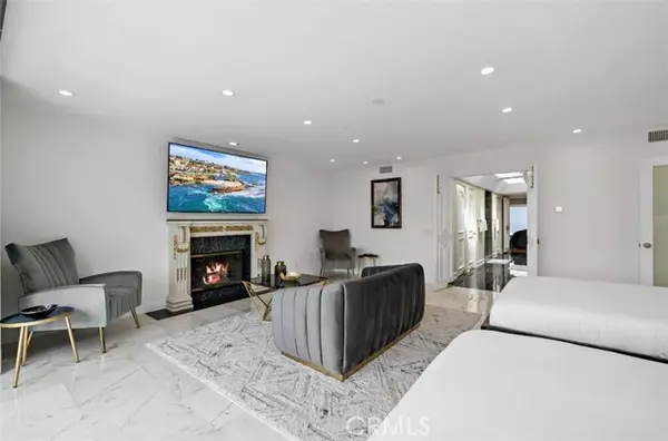 La Jolla, CA 92037,2052 Via Casa Alta