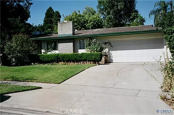 616 Nottingham Drive, Redlands, CA 92373