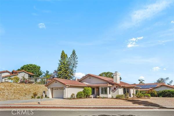 349 Whispering Brook Drive, Vista, CA 92083