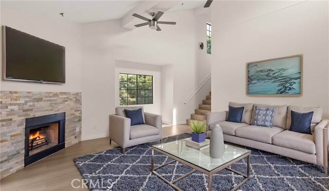 345 Avocado Street,  Costa Mesa,  CA 92627