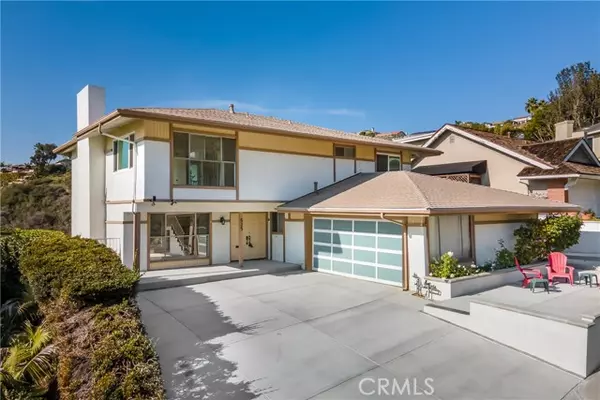 San Clemente, CA 92672,525 East Avenida San Juan