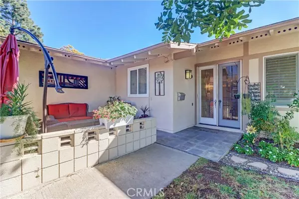 Laguna Woods, CA 92637,407 Ave Castilla