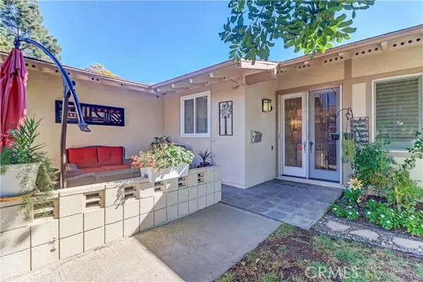 Laguna Woods, CA 92637,407 Ave Castilla