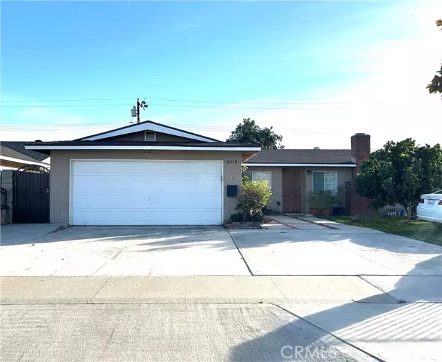 4410 Roosevelt Avenue, Santa Ana, CA 92703