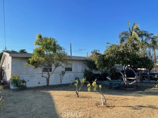 1202 West St, Santa Ana, CA 92703