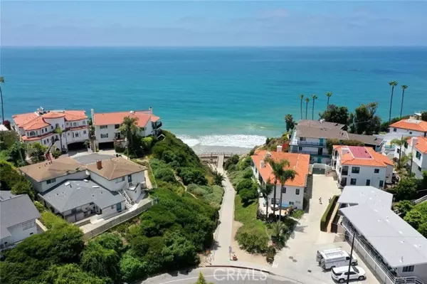 San Clemente, CA 92672,227 West Canada