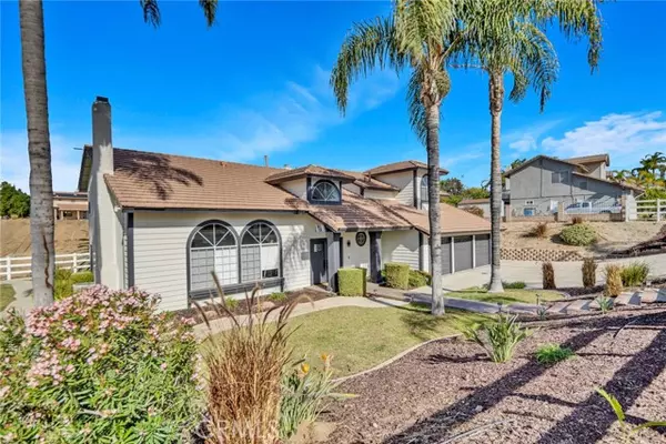 Riverside, CA 92504,15710 Streamview Court