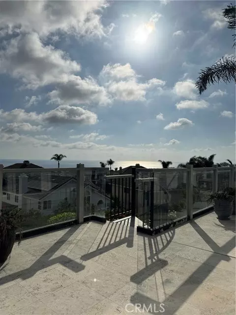 San Clemente, CA 92673,2305 Via Zafiro