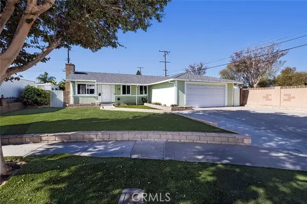 15011 Baylor Circle, Huntington Beach, CA 92647