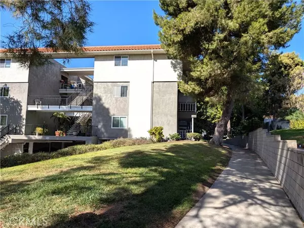 Laguna Woods, CA 92637,2405 Via Mariposa West