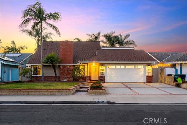 17081 Berlin Lane,  Huntington Beach,  CA 92649