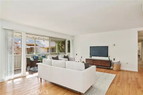 Laguna Woods, CA 92637,225 Avenida Majorca