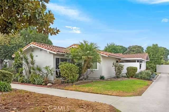 2086 Ronda Granada, Laguna Woods, CA 92637