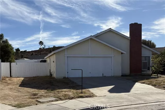 10716 Kearsarge Place, Riverside, CA 92503