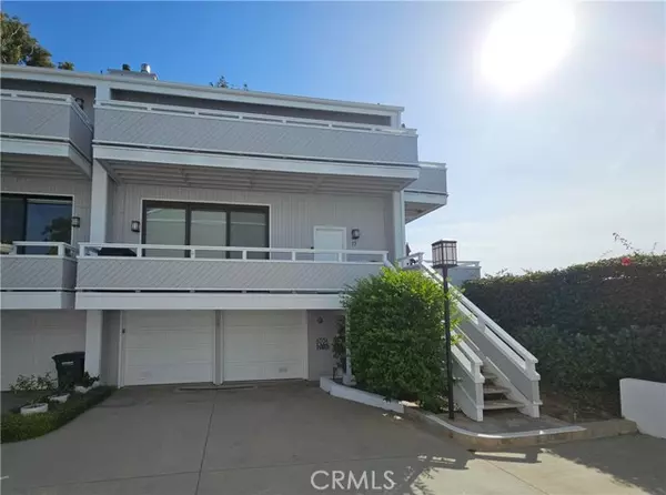 Newport Beach, CA 92663,17 Encore Court