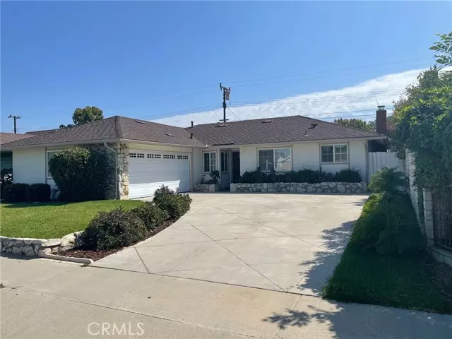 Huntington Beach, CA 92647,15772 Plymouth Lane