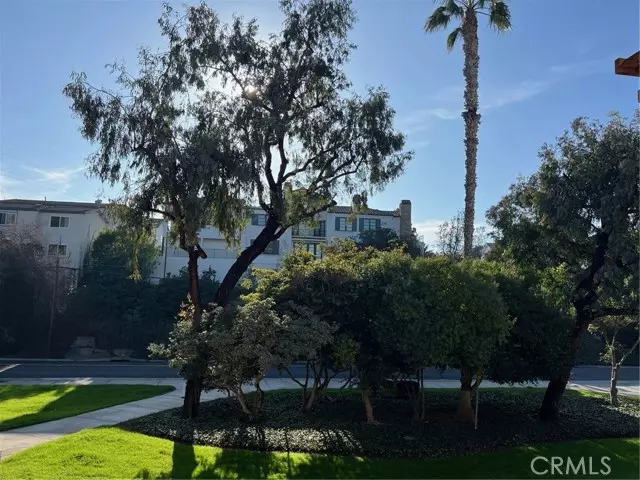 Corona Del Mar, CA 92625,401 Jasmine UPPER FLOOR Avenue