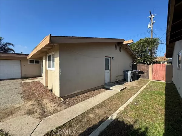 Oxnard, CA 93036,1311 Fuchsia Street