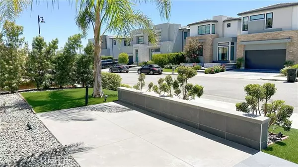 Porter Ranch, CA 91326,20523 West Shelley Lane