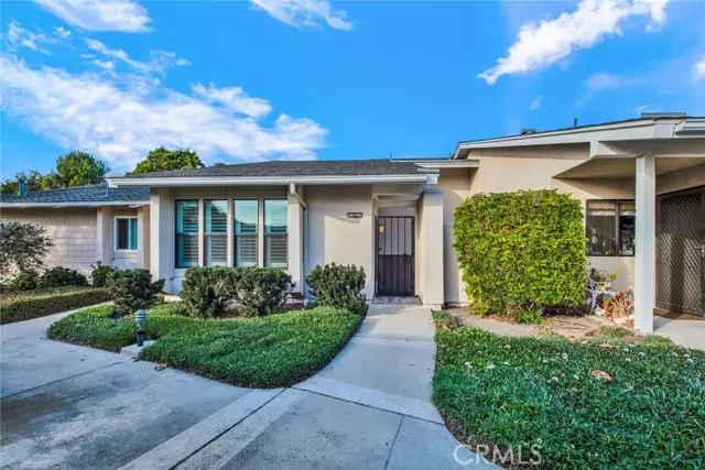 8606 Solano Circle, Huntington Beach, CA 92646