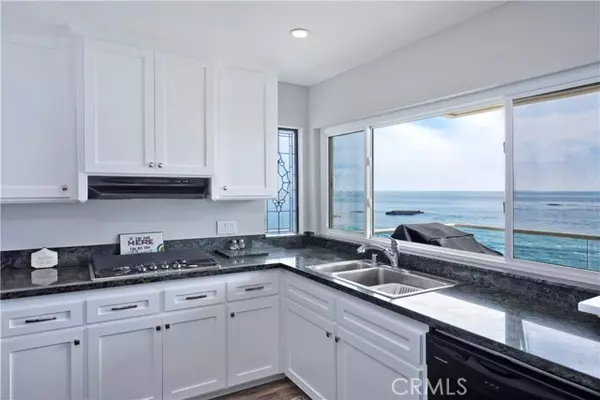 Laguna Beach, CA 92651,1249 Ocean Front