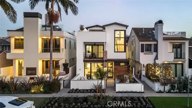 512 Marguerite Ave #B, Corona Del Mar, CA 92625