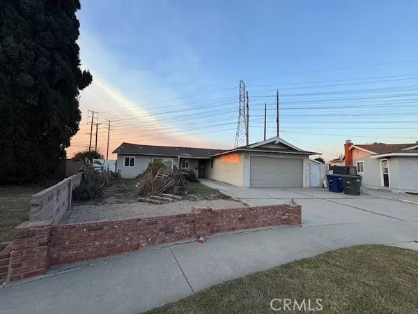 7771 La Corona Way, Buena Park, CA 90620