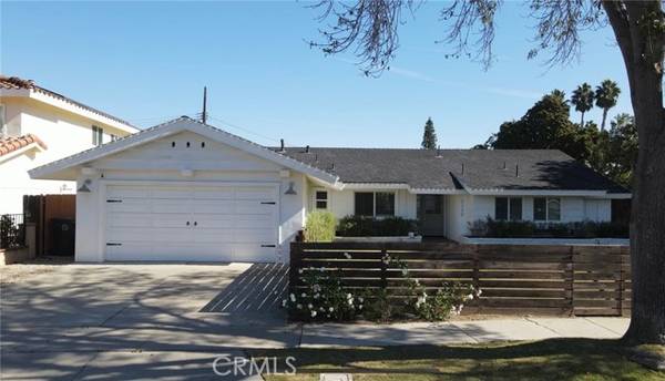 2730 De Soto Avenue, Costa Mesa, CA 92626