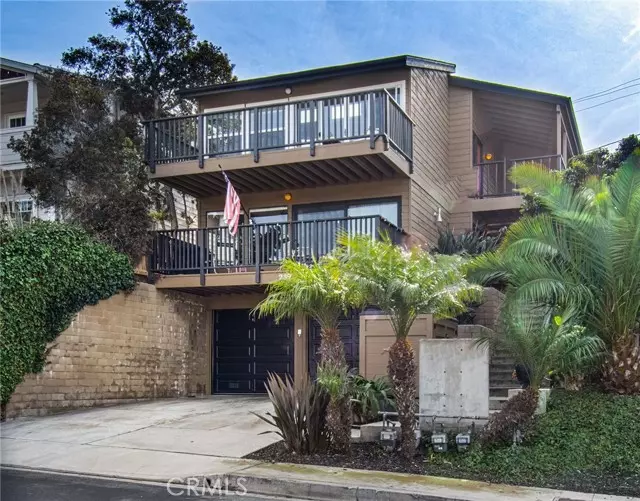 San Clemente, CA 92672,239 West El Portal