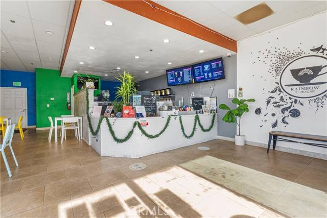 15825 Main Street, Hesperia, CA 92345