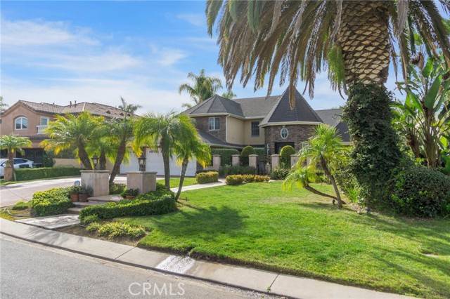 Laguna Hills, CA 92653,25516 Lone Pine Circle