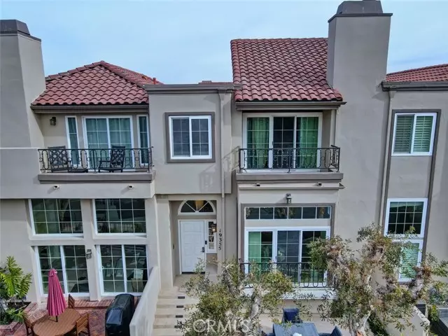 19355 MAIDSTONE, Huntington Beach, CA 92648