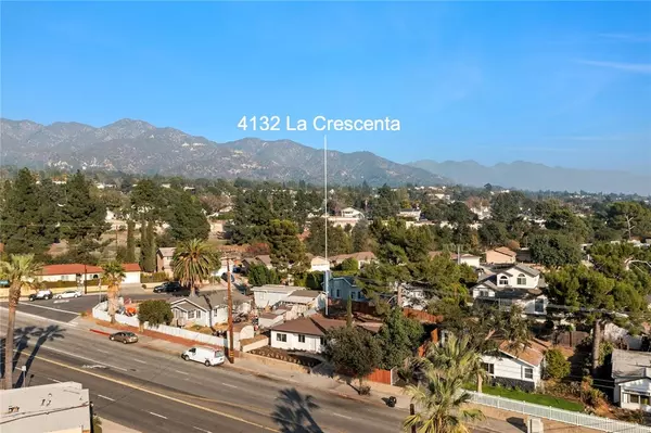 La Crescenta, CA 91214,4132 La Crescenta Avenue