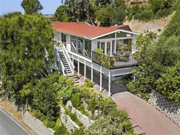 862 Summit Drive, Laguna Beach, CA 92651