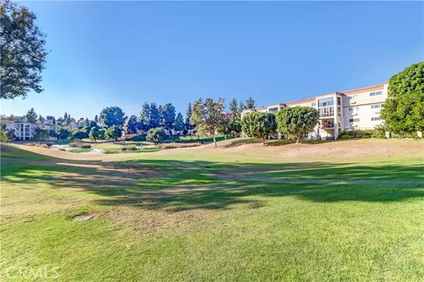 5518 Paseo Del Lago East, Laguna Woods, CA 92637