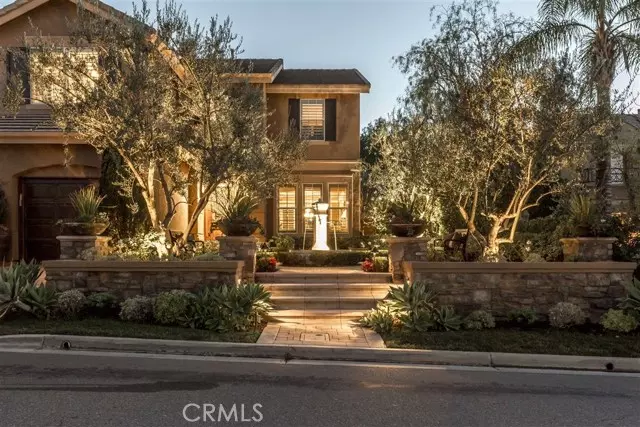 25 Sycamore Canyon Drive, Rancho Santa Margarita, CA 92679