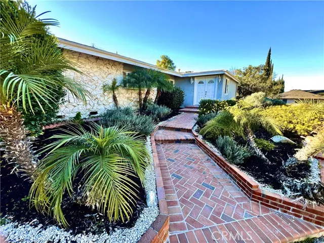 3524 Caribeth Drive, Encino, CA 91436