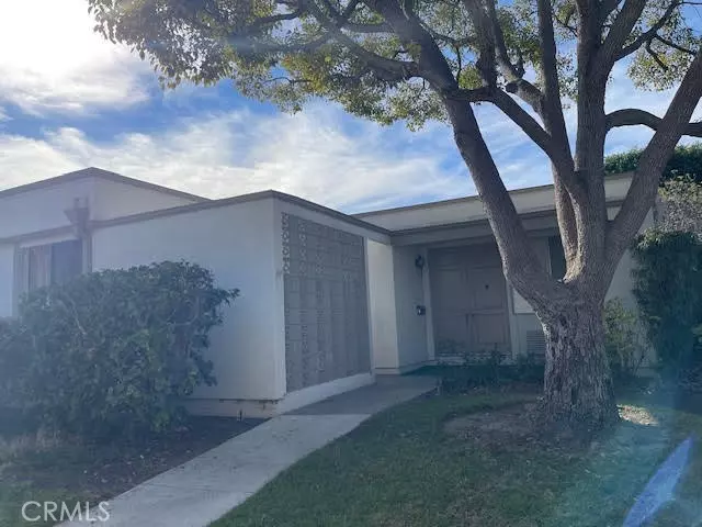 Laguna Woods, CA 92637,767 Calle Aragon