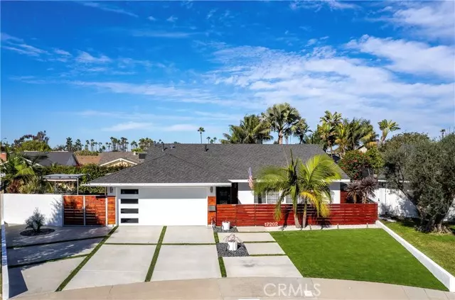 Huntington Beach, CA 92647,17202 Blue Fox Circle